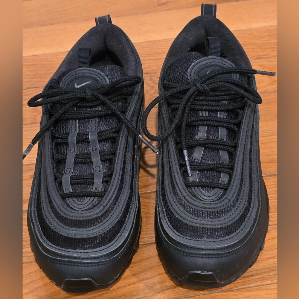 Nike Triple Black Air Max Sneakers